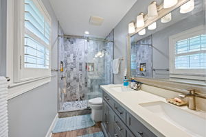  Photo 23