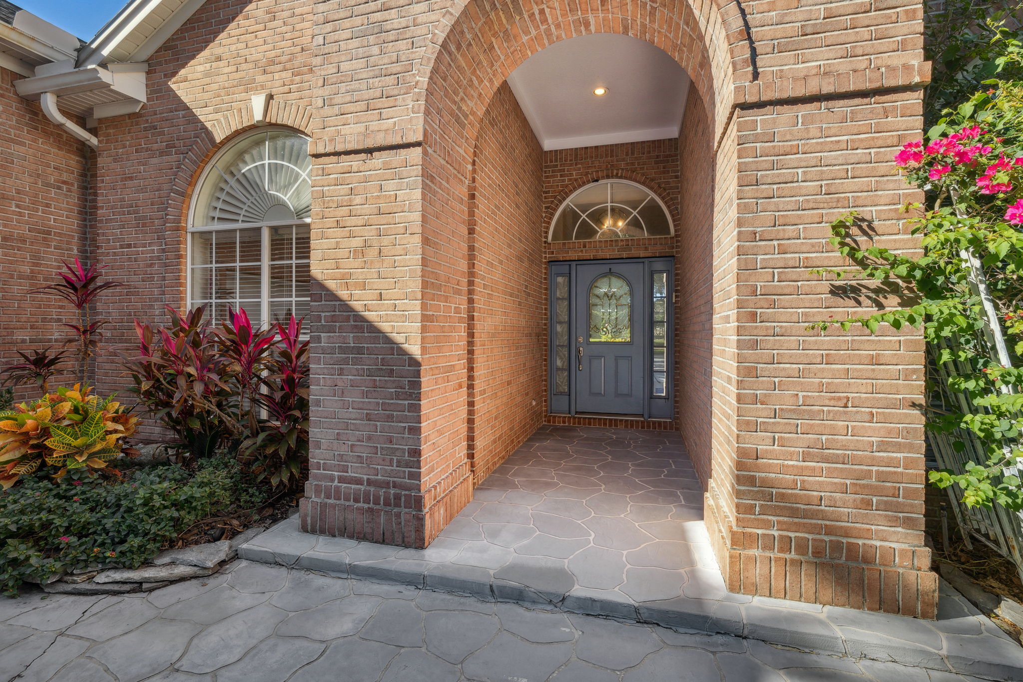 Front Entry Detail