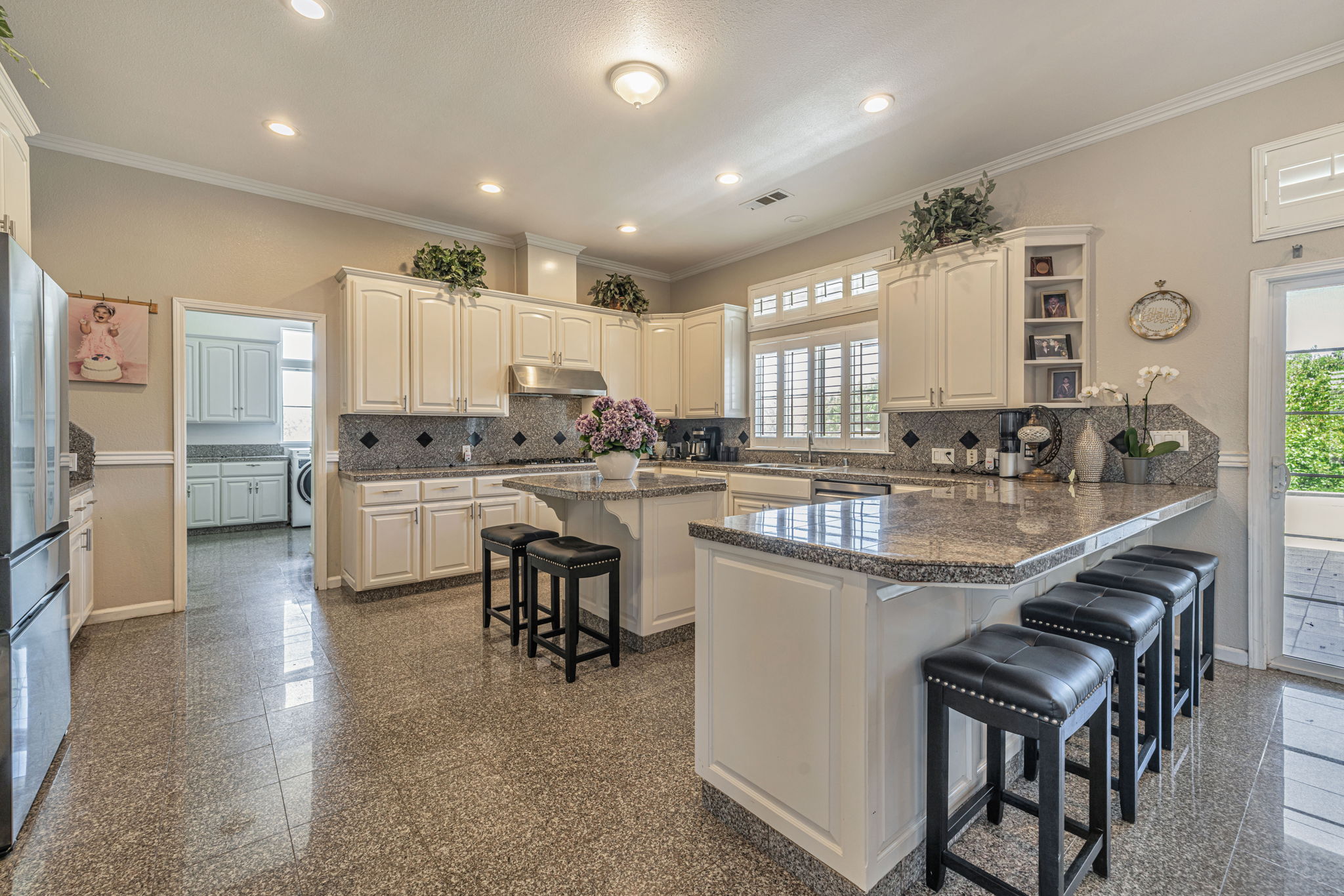 013_12732 West Ln 