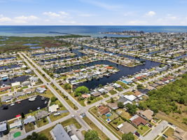 Photo 77