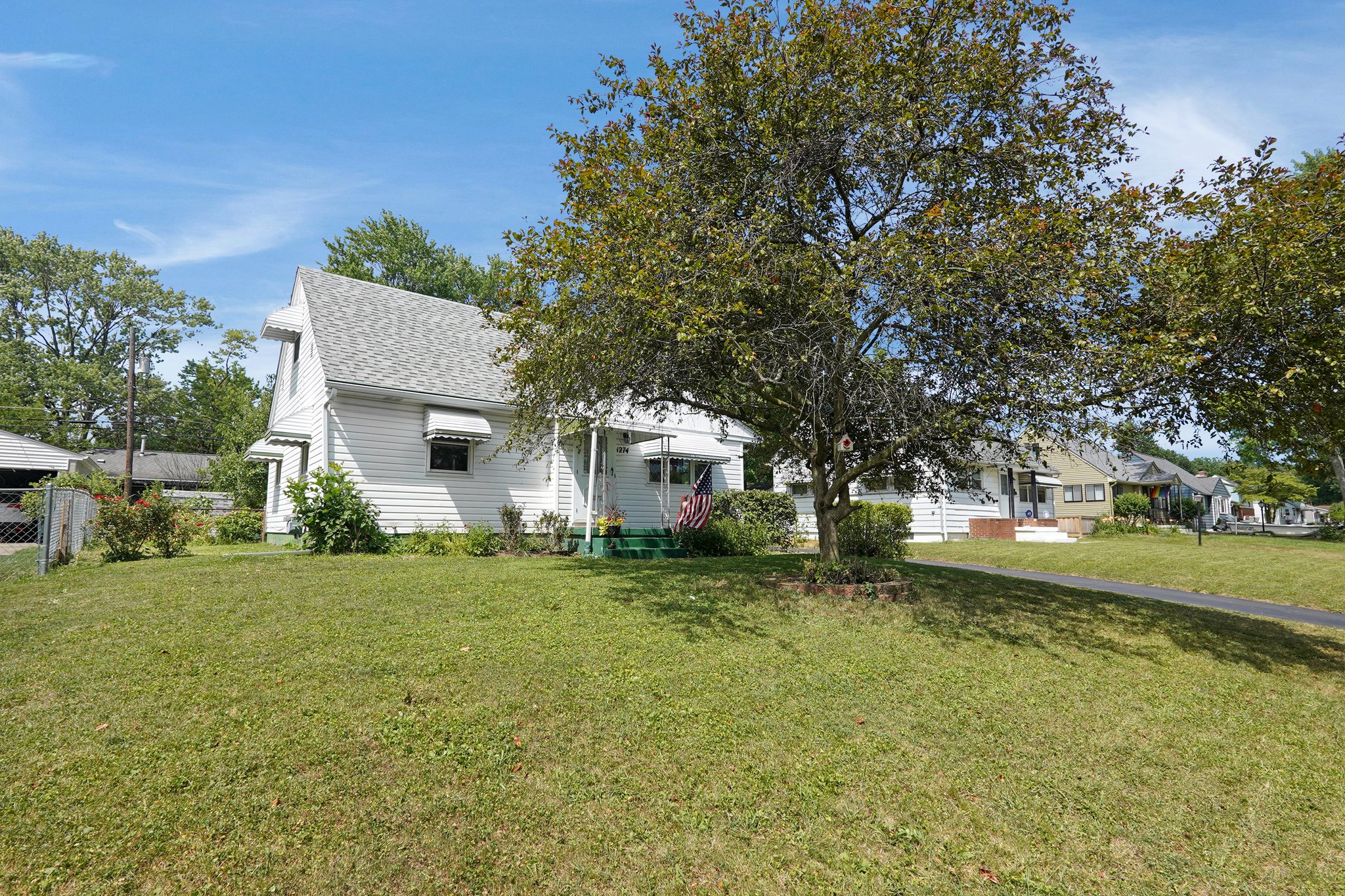 Photo 25