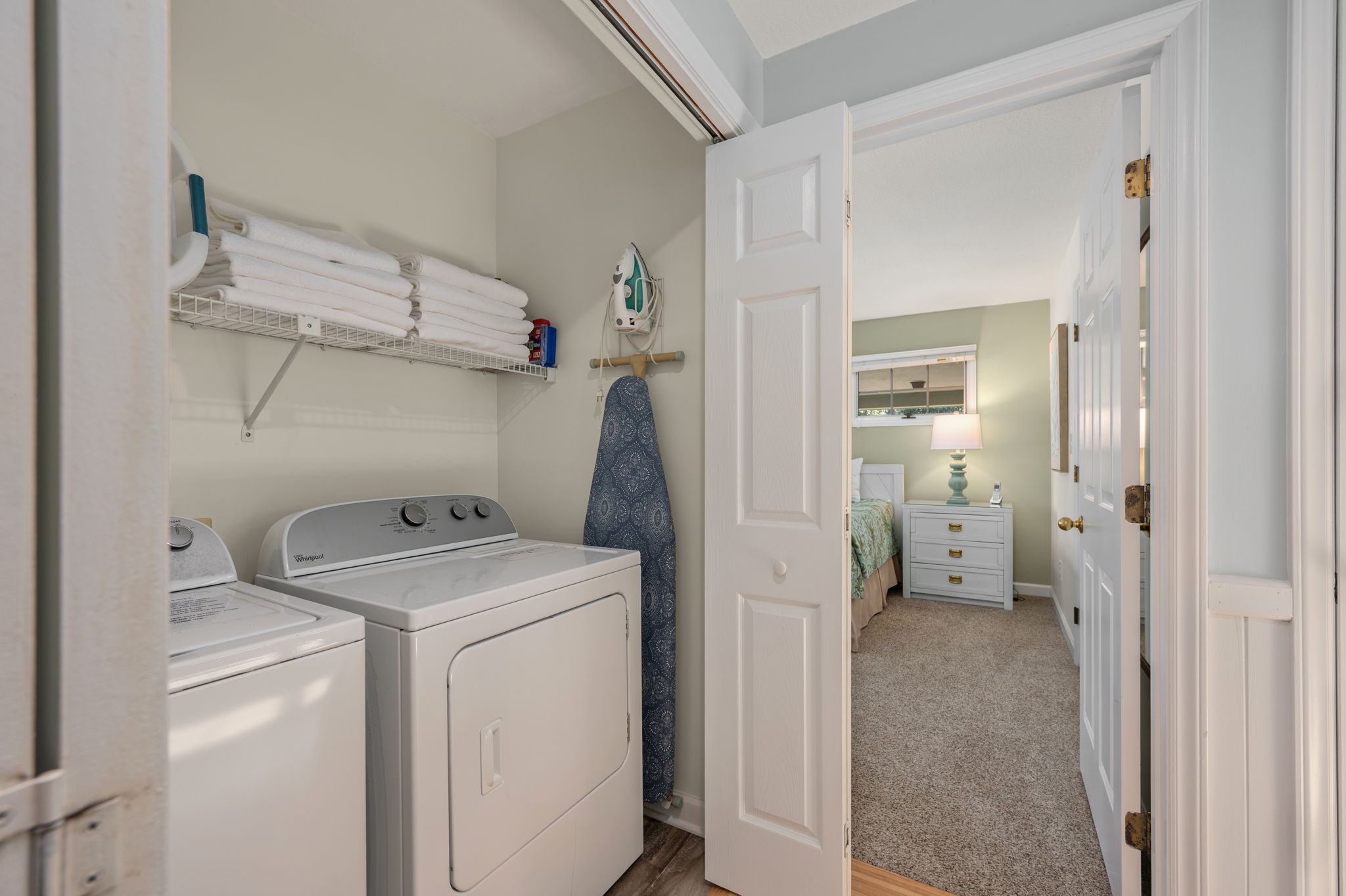 1274-Duck-Rd-Laundry