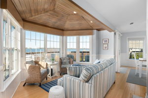 1274-Duck-Rd-Sitting-Area