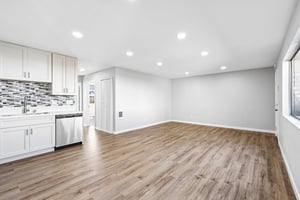 Holly Ave-S1310-009.jpg