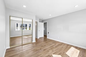 Holly Ave-S1310-019.jpg
