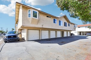 Holly Ave-S1310-023.jpg