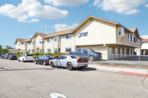 Holly Ave-S1310-024.jpg