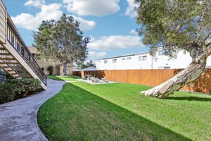 Holly Ave-S1310-026.jpg