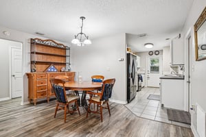 N Palmetto Cir-S2005-011.jpg