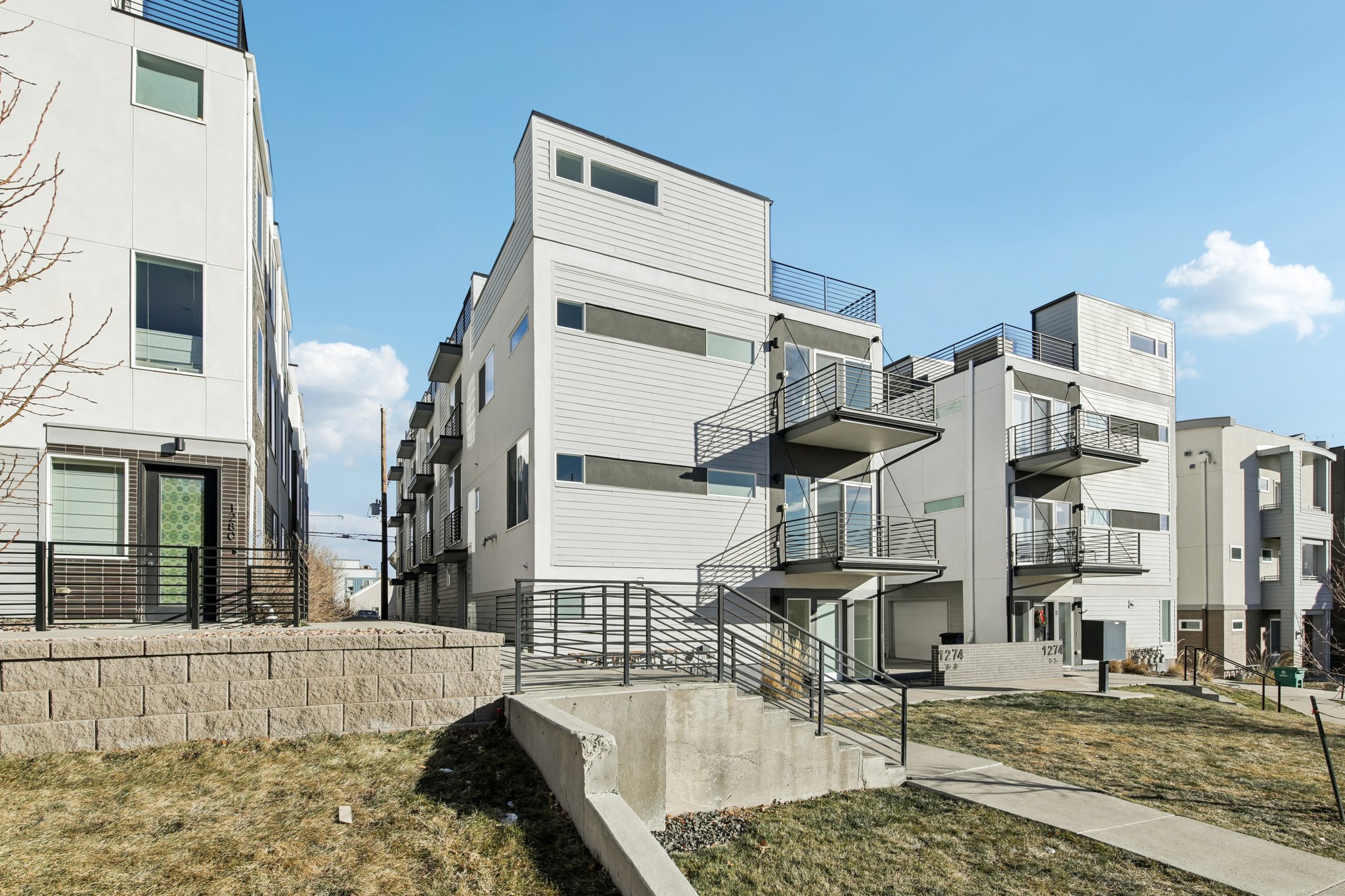 1274 Quitman St-S2201-002.jpg