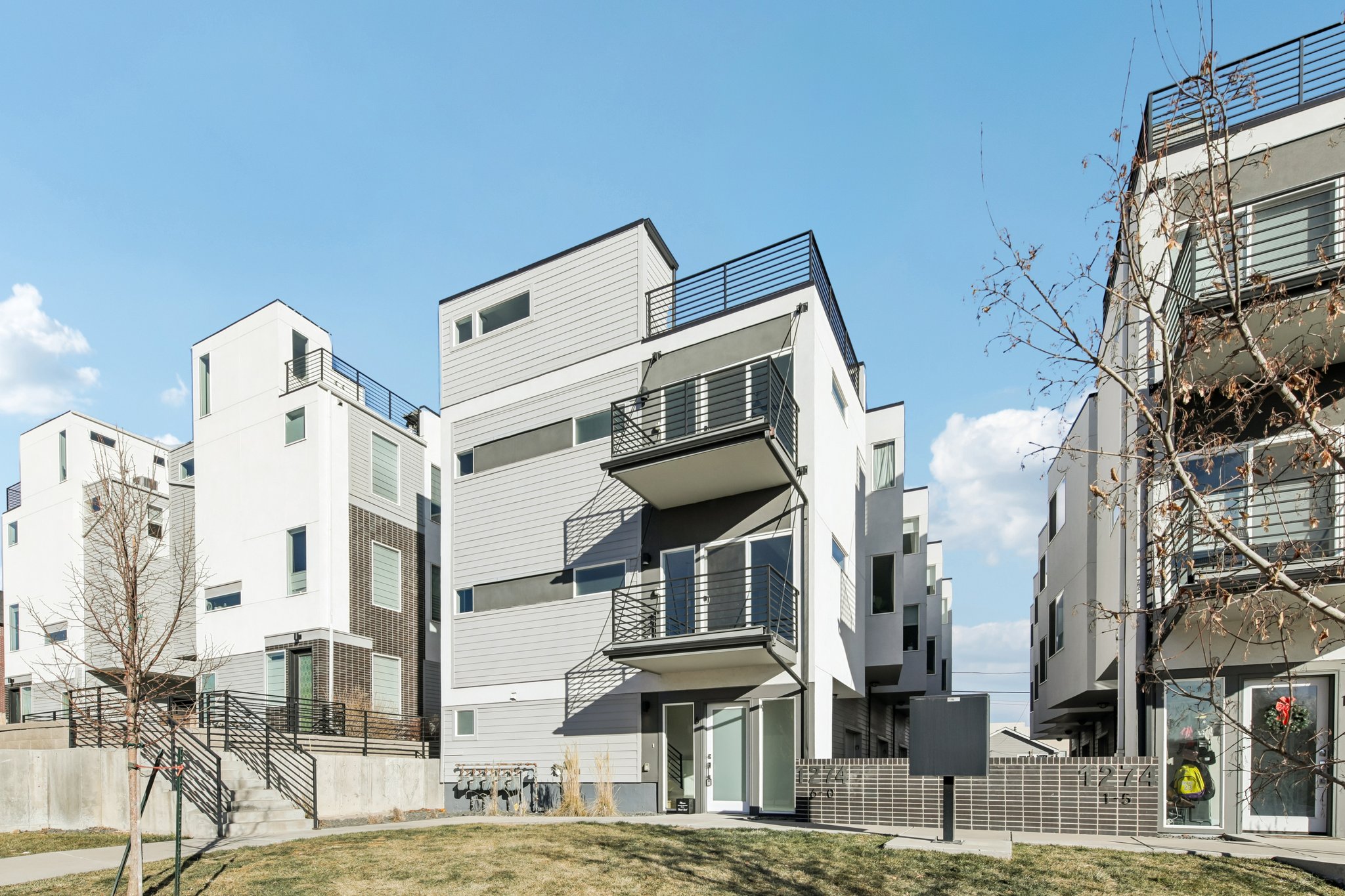 1274 Quitman St-S2201-006.jpg