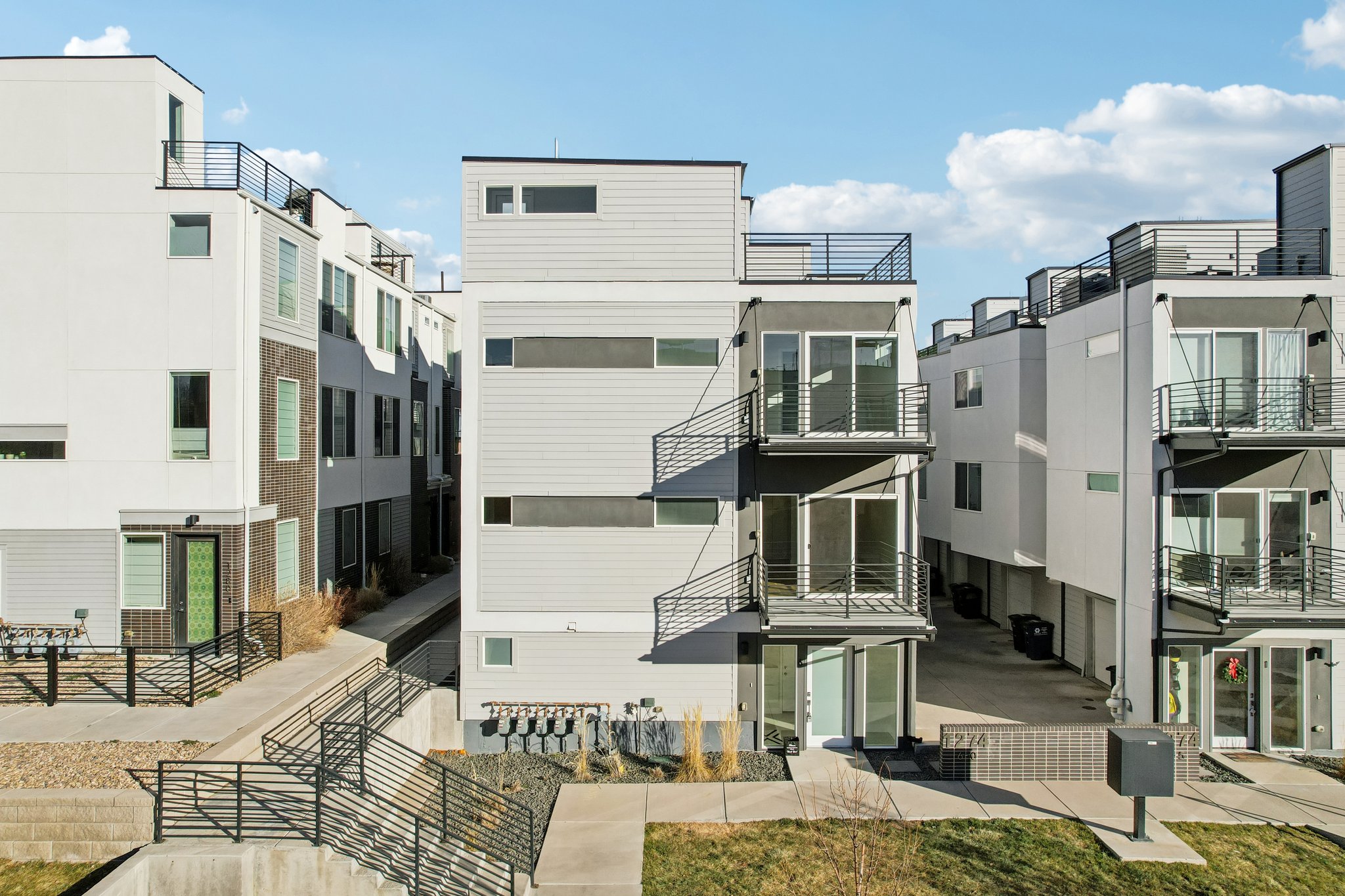 1274 Quitman St-S2201-038.jpg