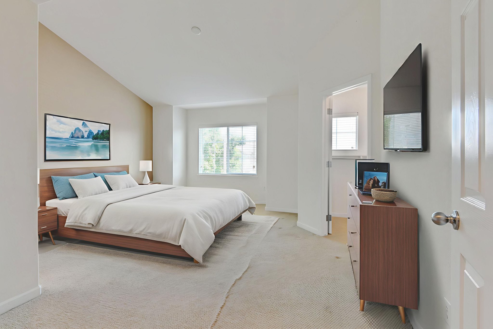 DSC_8644_5_6_7_8 virtually staged.jpeg