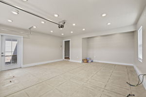  Photo 37