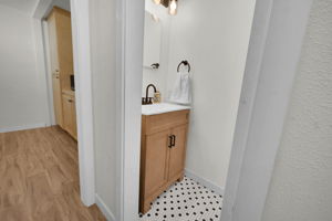  Photo 31
