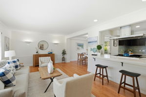 009_f8_1276 Larch Ave