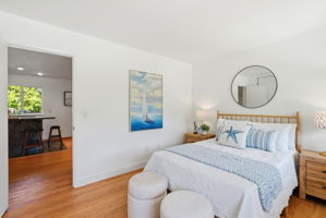 024_f8_1276 Larch Ave
