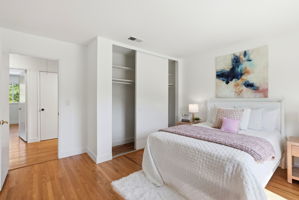 029_f8_1276 Larch Ave