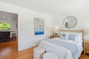 033_f8_1276 Larch Ave