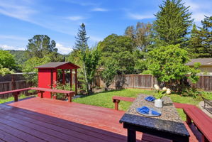 053_f8_1276 Larch Ave