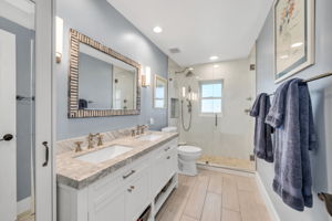 Guest Bath 2