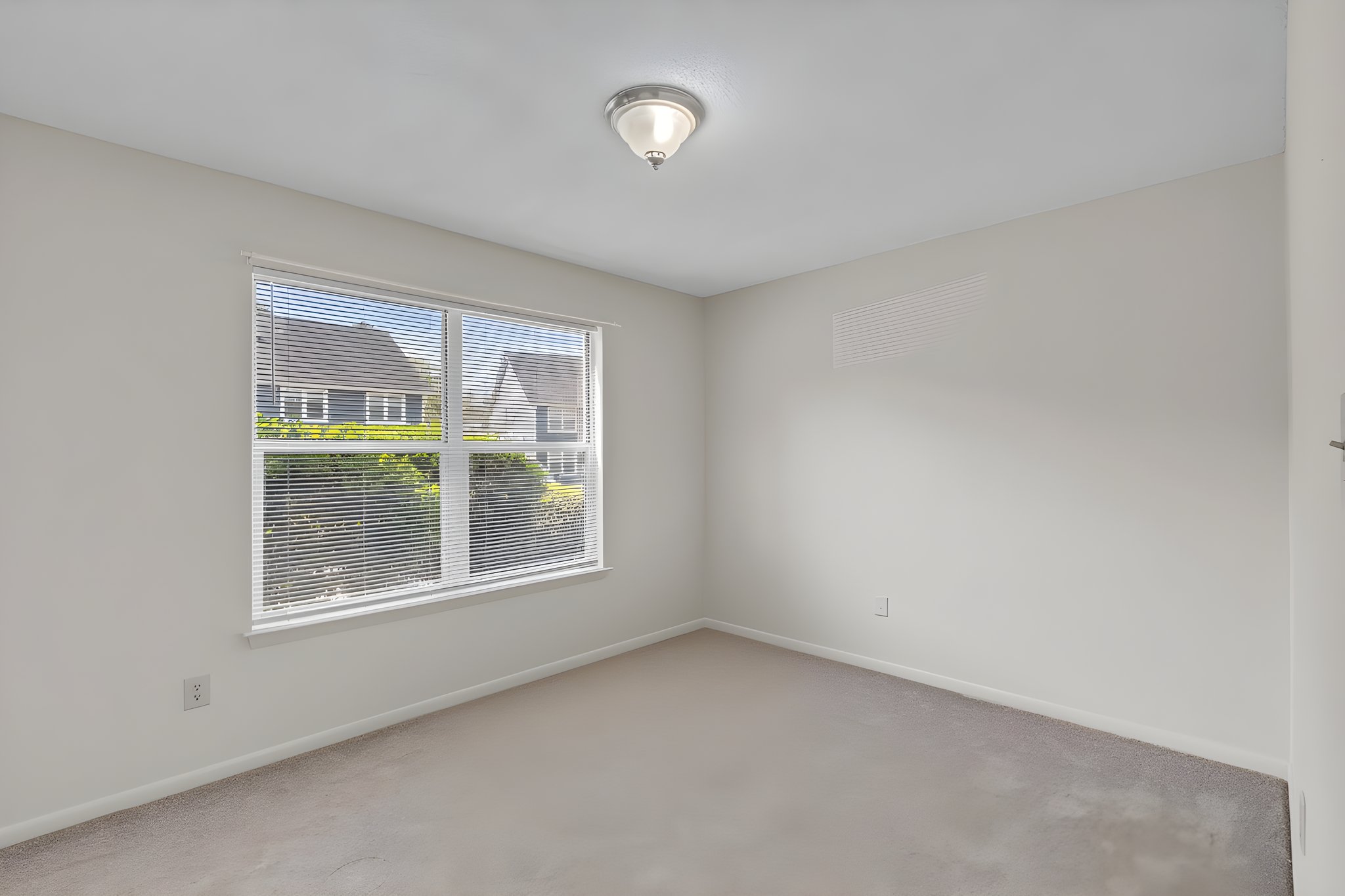 DSC_3359 furniture removed.jpeg