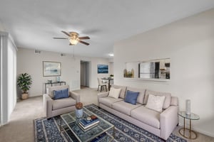 DSC_3327 virtually staged.jpeg