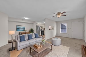 DSC_3330 virtually staged.jpeg