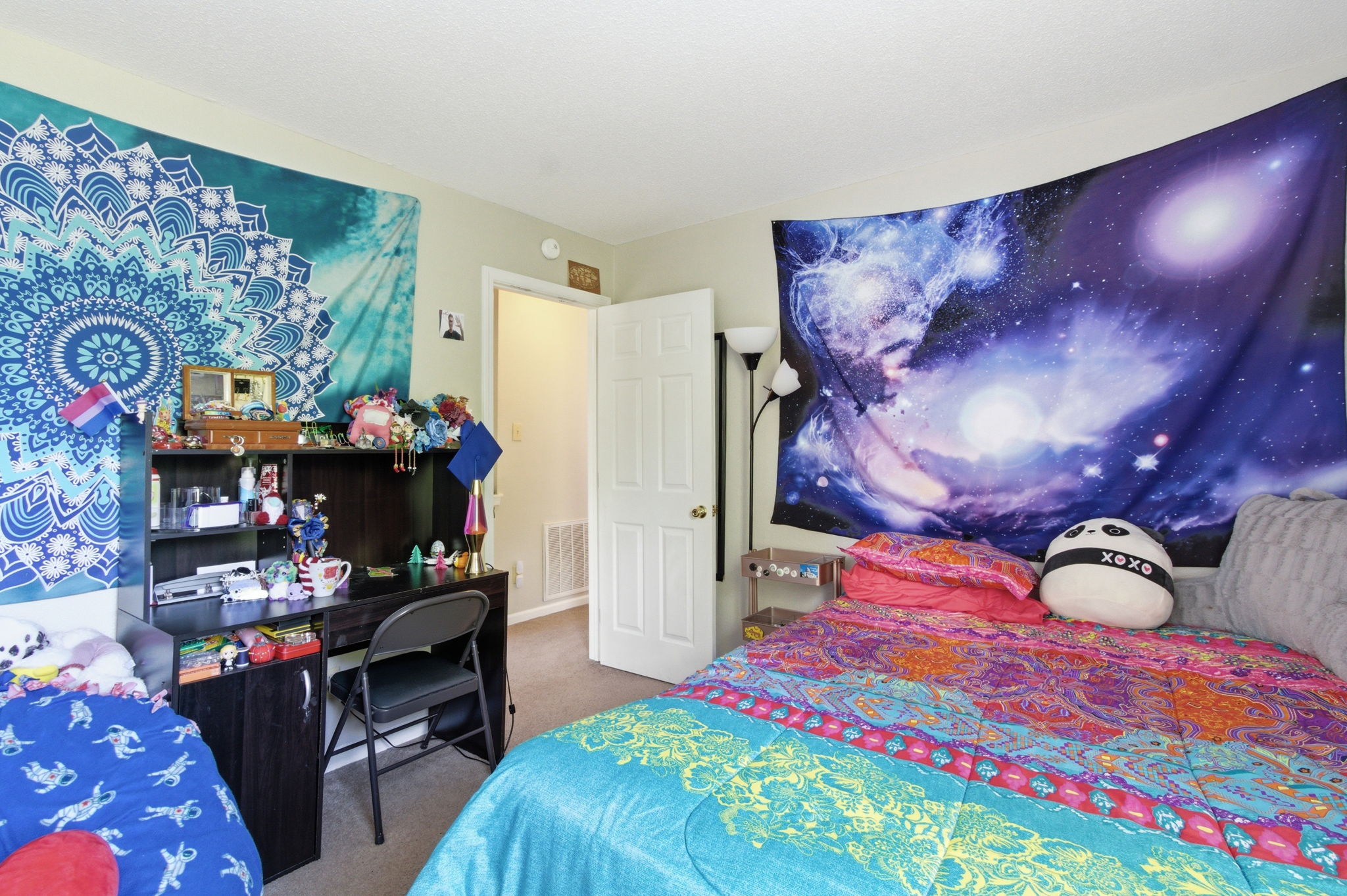  Photo 31