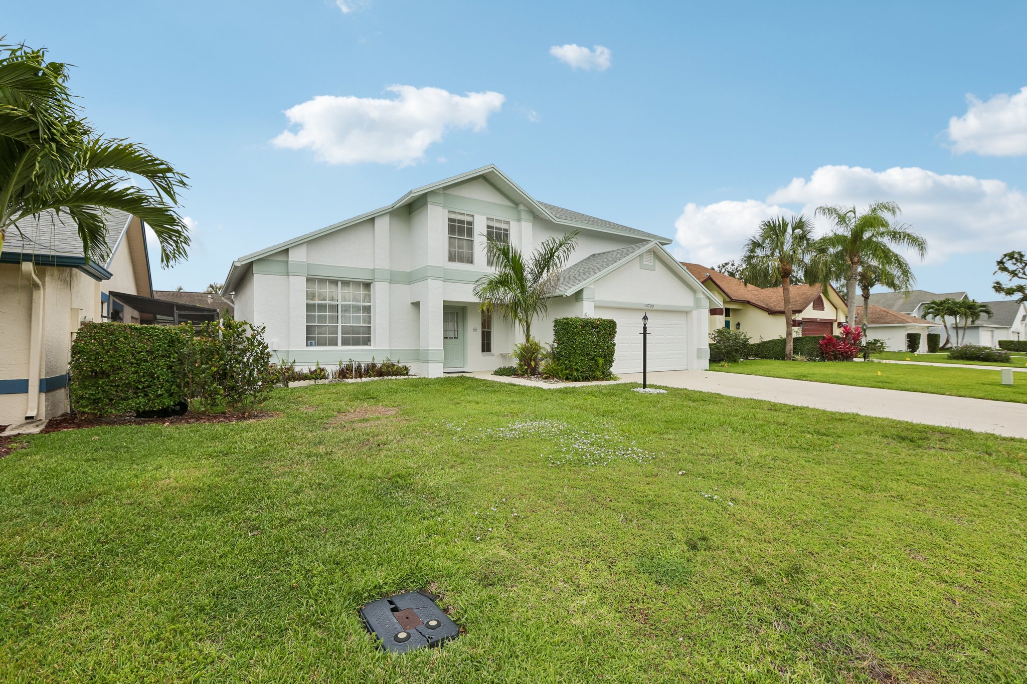 Meadowbreeze Dr-S1205-002.jpg