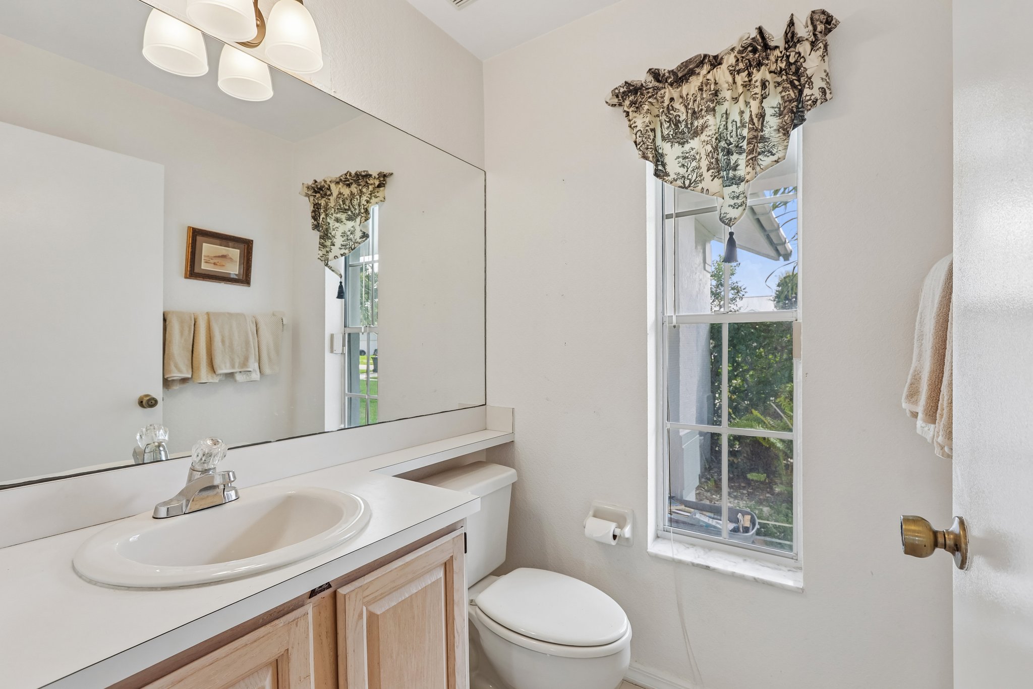 Meadowbreeze Dr-S1205-022.jpg
