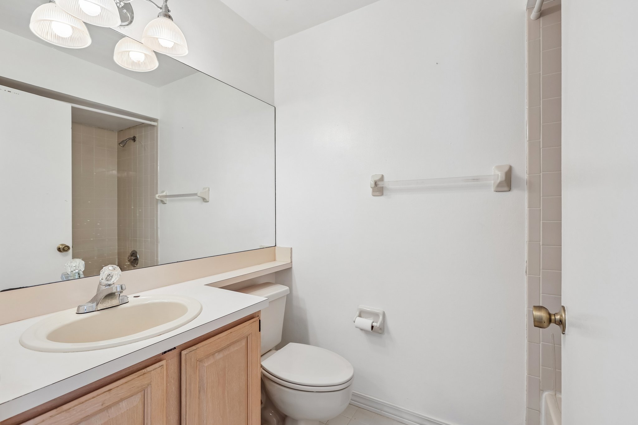 Meadowbreeze Dr-S1205-030.jpg