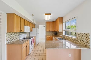 Meadowbreeze Dr-S1205-015.jpg