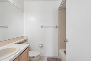 Meadowbreeze Dr-S1205-029.jpg