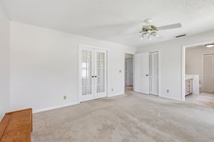 Meadowbreeze Dr-S1205-040.jpg