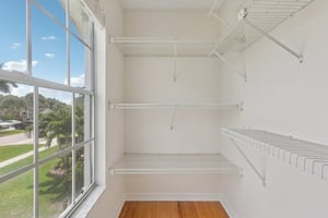 Meadowbreeze Dr-S1205-048.jpg