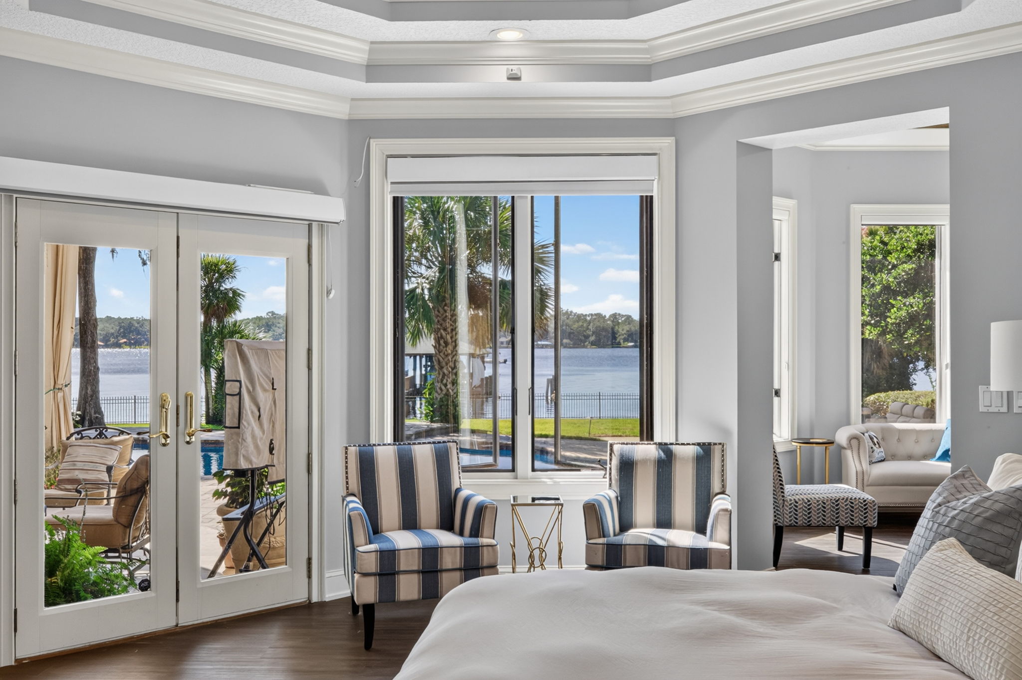  Photo 76