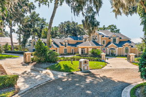  Photo 233