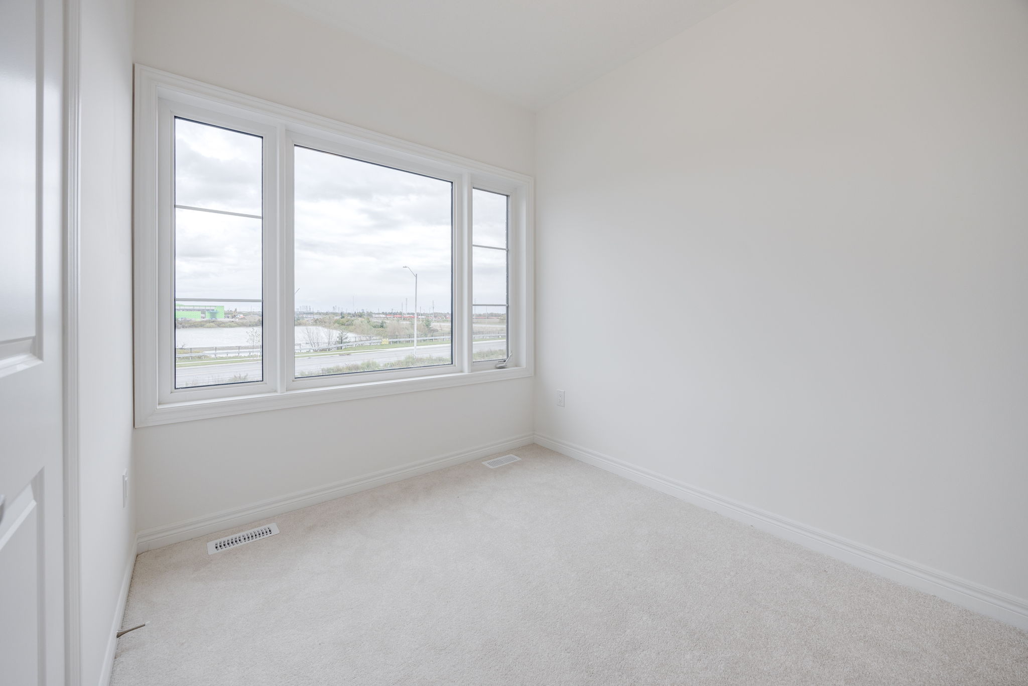 Kleinburg property showcase — delivered property photograph 21
