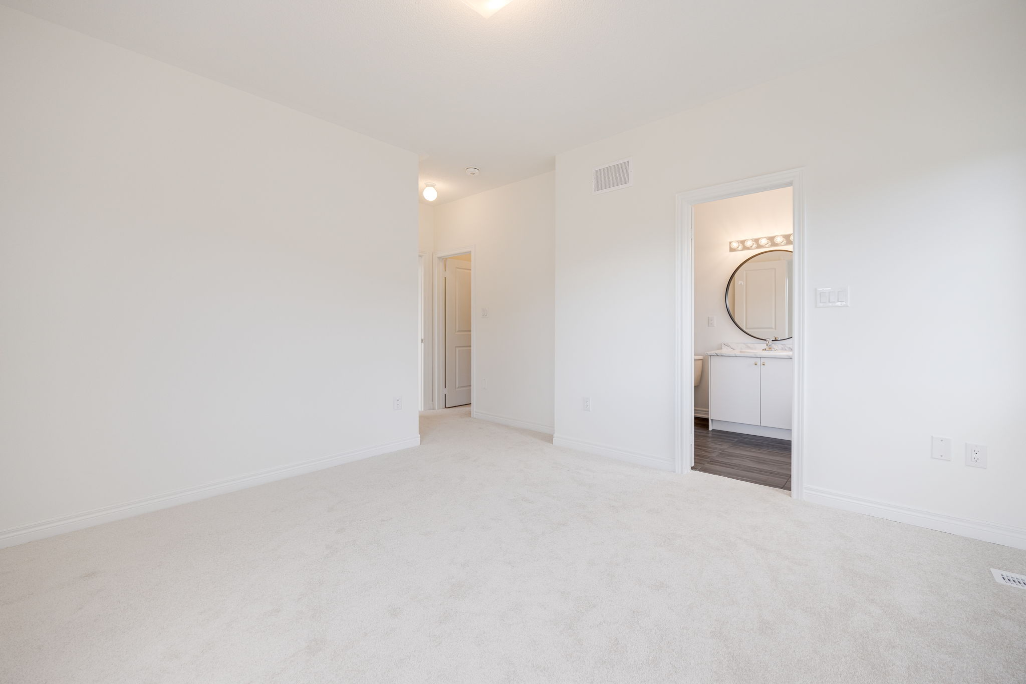 Kleinburg property showcase — delivered property photograph 30