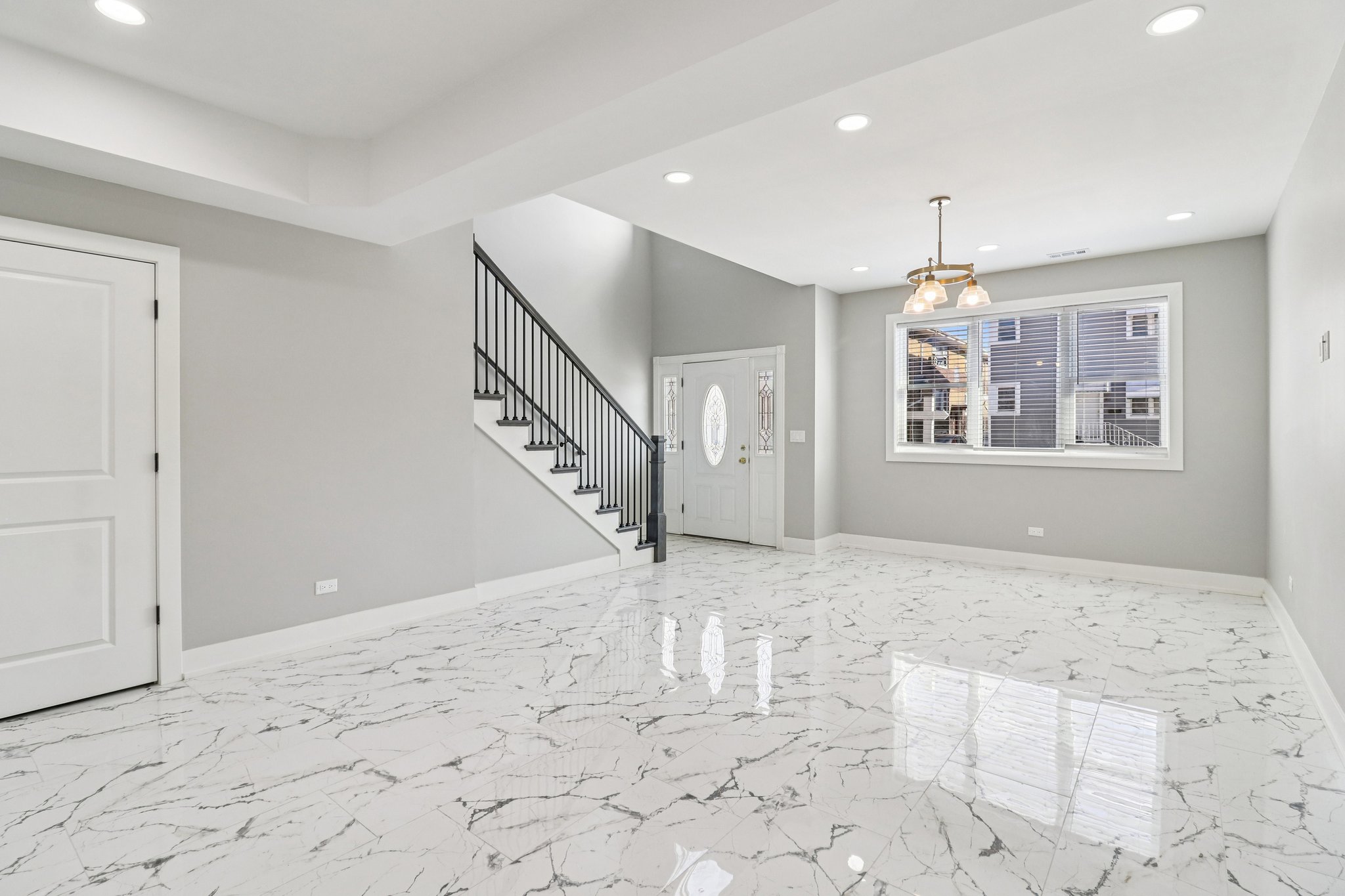 N 22nd Ave-S2201-009.jpg