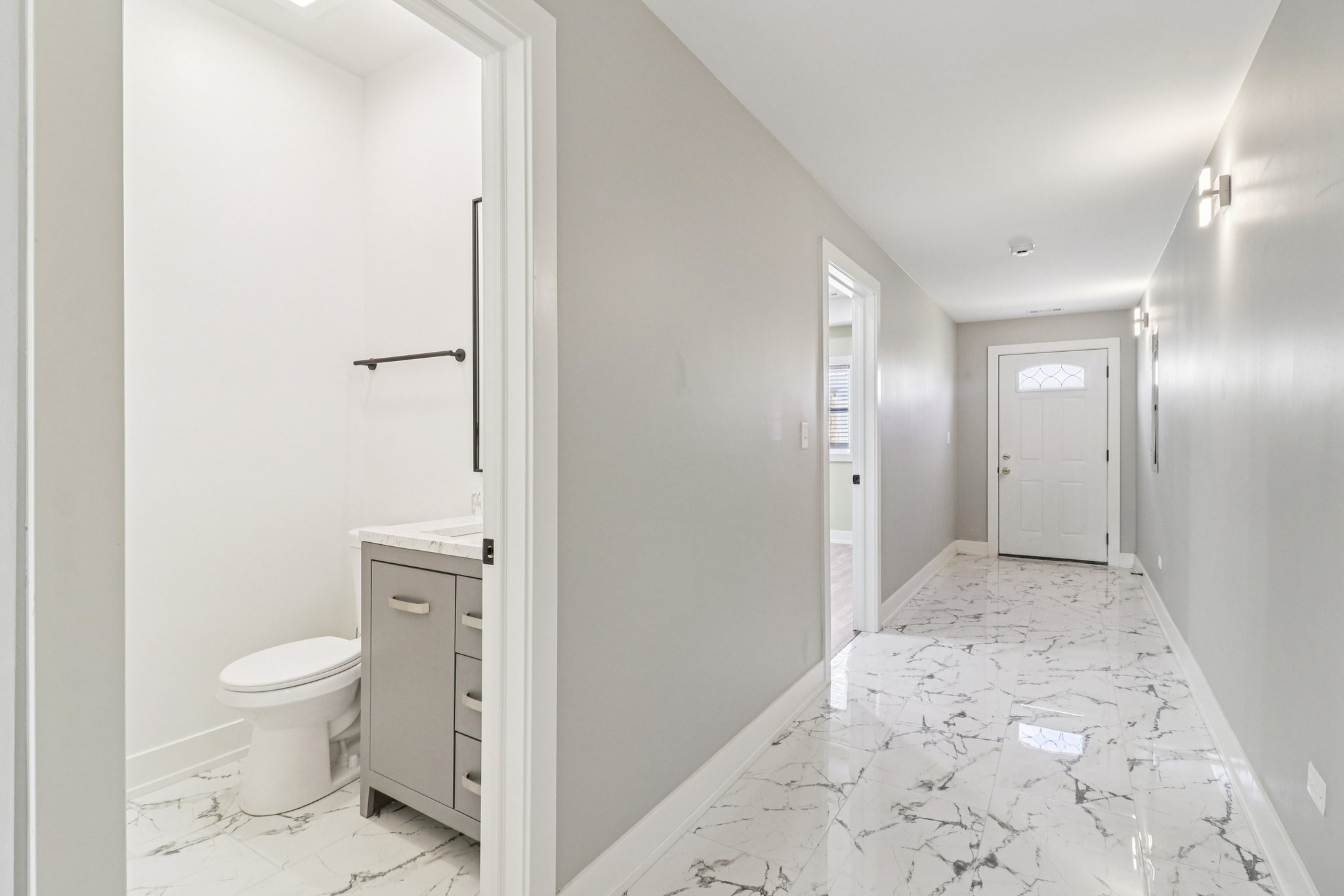 N 22nd Ave-S2201-031.jpg