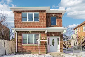 N 22nd Ave-S2201-001.jpg