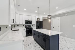 N 22nd Ave-S2201-010.jpg