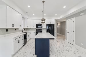 N 22nd Ave-S2201-012.jpg