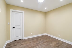 N 22nd Ave-S2201-022.jpg