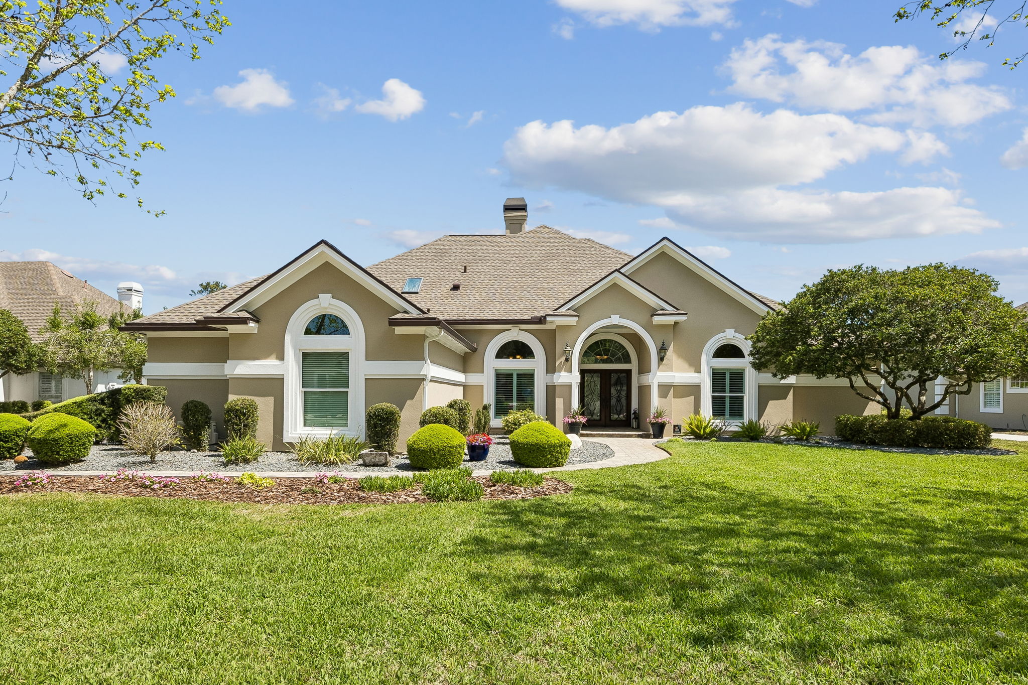 Welcome to 128 N Cove Dr