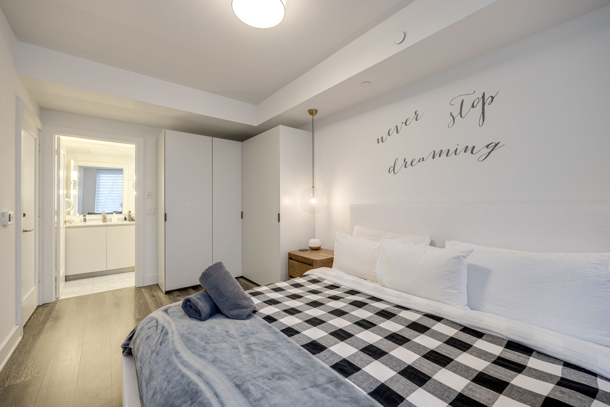 Toronto property showcase — delivered property photograph 22
