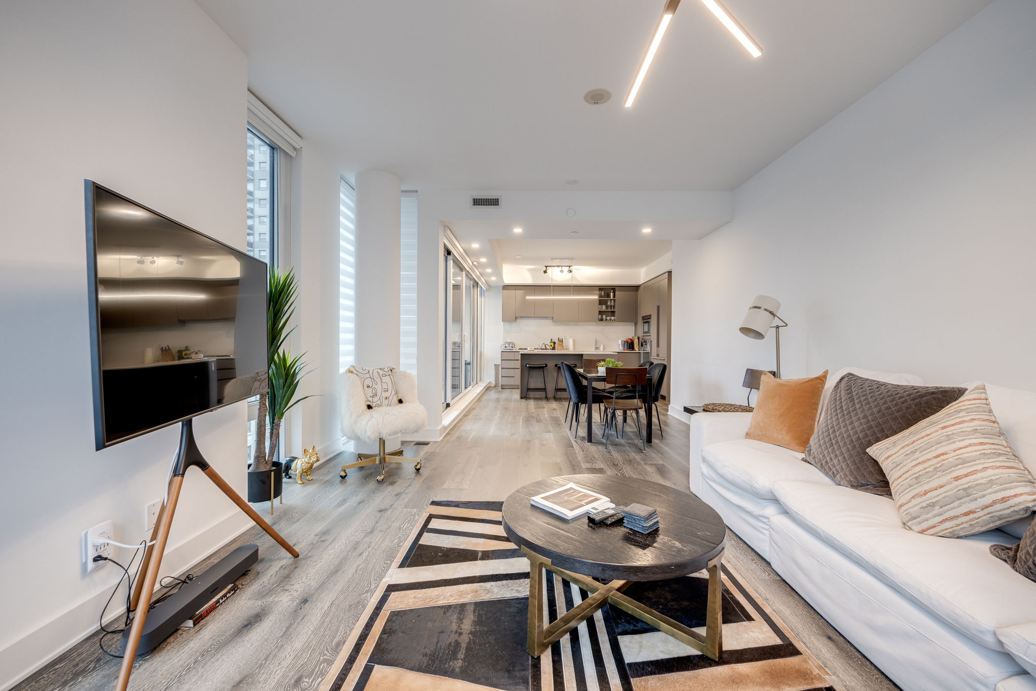 Toronto property showcase — delivered property photograph 16