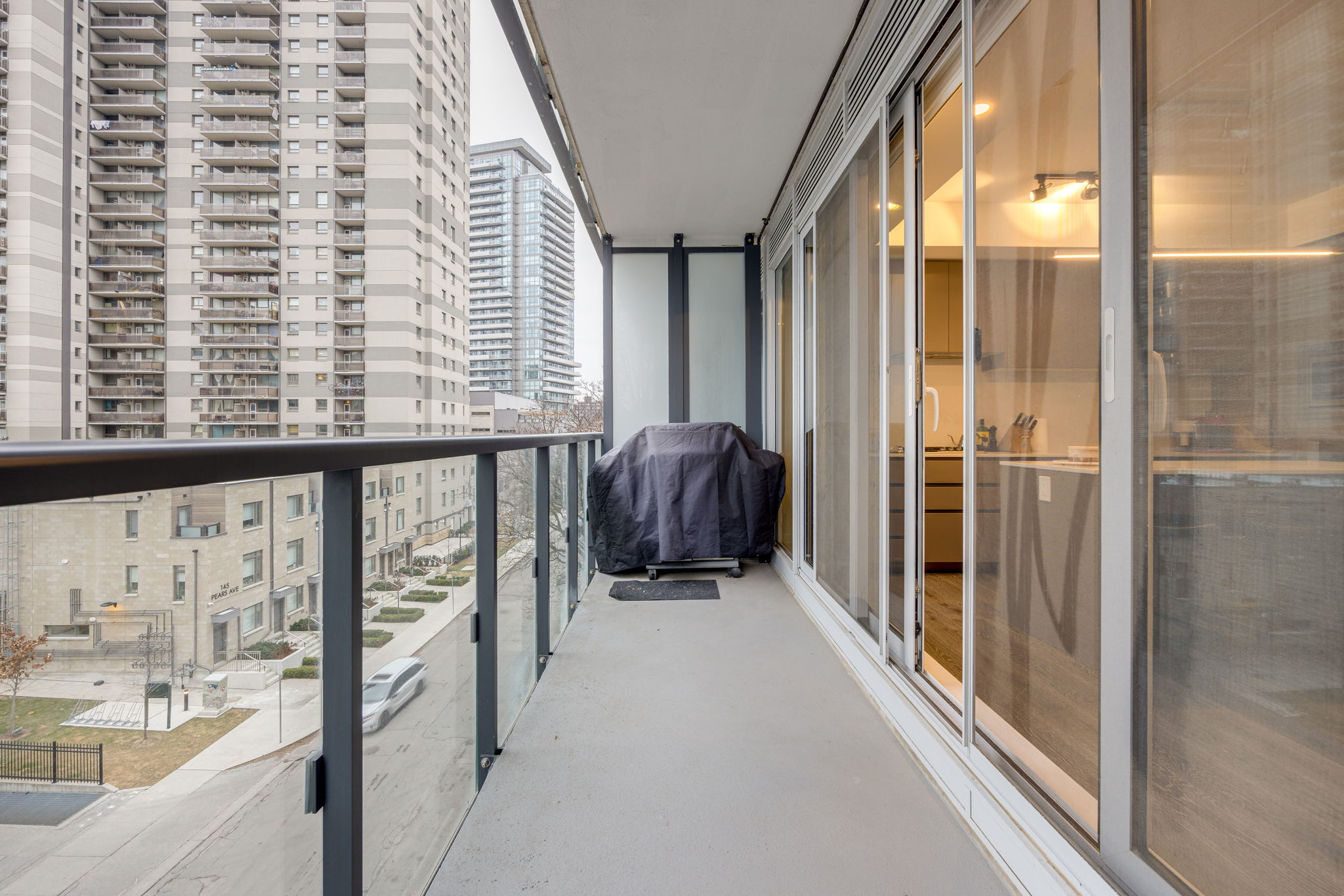 Toronto property showcase — delivered property photograph 26